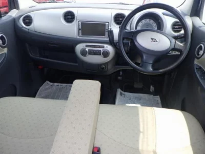 Daihatsu MOVE LATTE