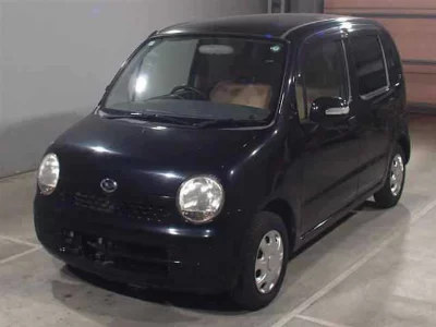 DAIHATSU MOVE LATTE