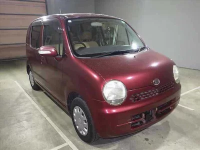 DAIHATSU MOVE LATTE