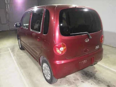 DAIHATSU MOVE LATTE