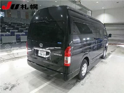 TOYOTA HIACE WAGON