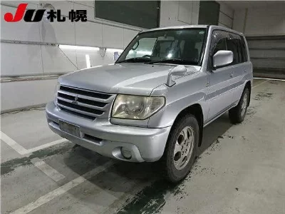 Mitsubishi Pajero iO
