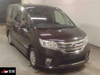 NISSAN SERENA