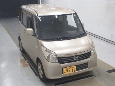 NISSAN ROOX