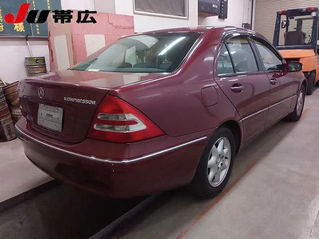 Mercedes-Benz C-Class  с аукциона в Японии