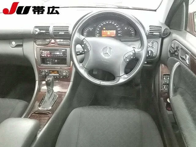 Mercedes-Benz C-Class  с аукциона в Японии