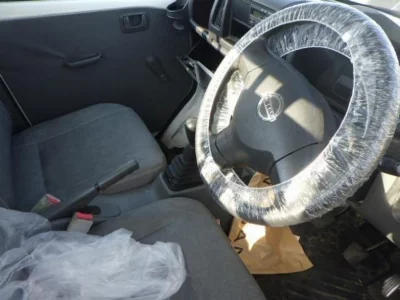 NISSAN CLIPPER TRUCK