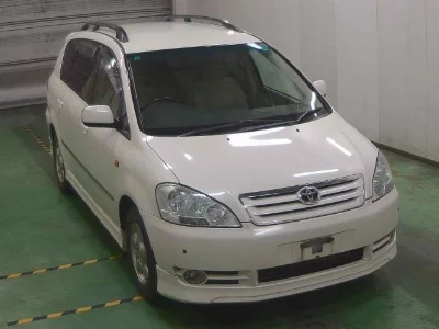 Toyota Ipsum