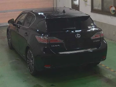 Lexus CT200h