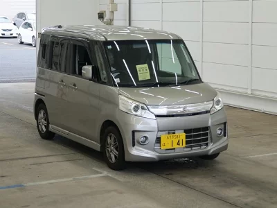 Suzuki Spacia Custom