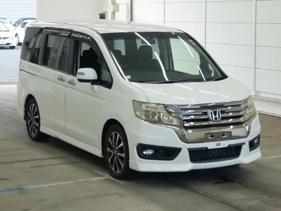 Honda STEPWGN SPADA