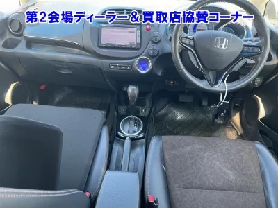 Honda FIT SHUTTLE HYBRID