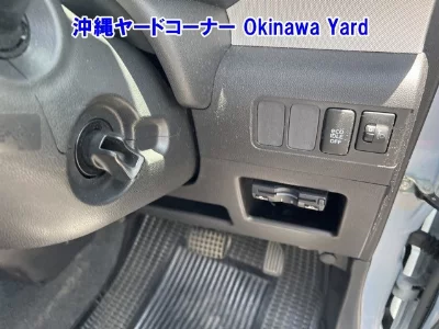 Toyota Pixis Space