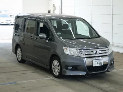 Honda STEPWGN SPADA