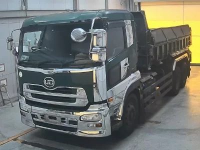 NISSAN UD