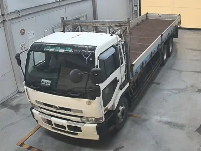 NISSAN UD