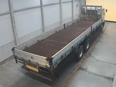 NISSAN UD
