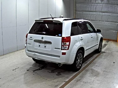 Suzuki Escudo