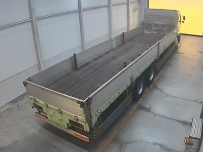 NISSAN UD