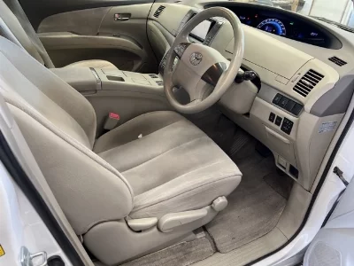 Toyota Estima Hybrid