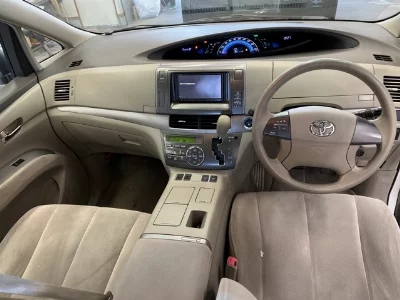 Toyota Estima Hybrid