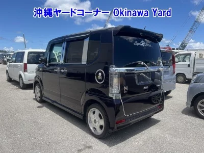 Honda N BOX CUSTOM
