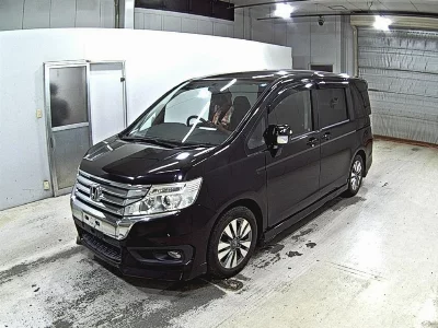 Honda STEPWGN SPADA