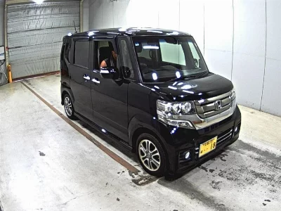 Honda N BOX CUSTOM