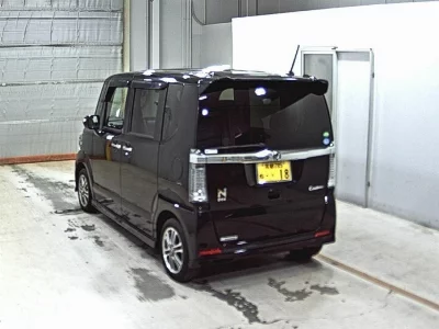 Honda N BOX CUSTOM
