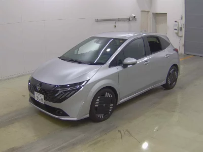 NISSAN AURA