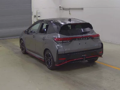 NISSAN AURA