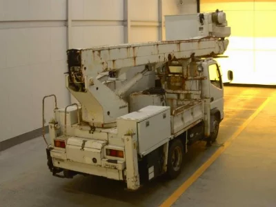 Mitsubishi Fuso Canter