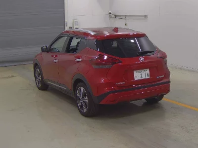 Nissan KICKS