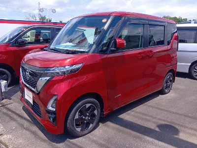 NISSAN ROOX