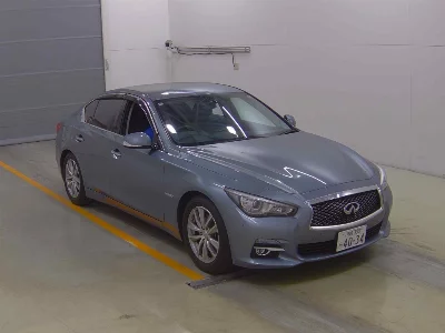 NISSAN SKYLINE