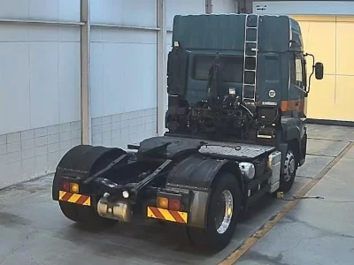 NISSAN UD