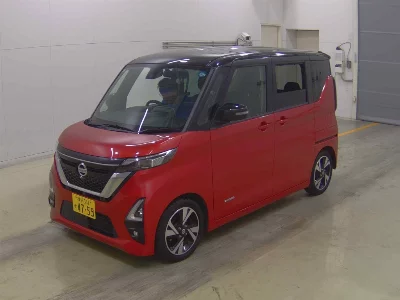 NISSAN ROOX