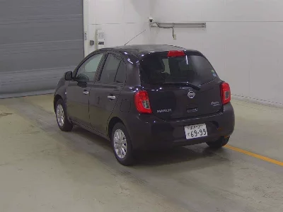 Nissan March