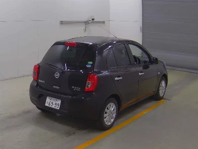 Nissan March