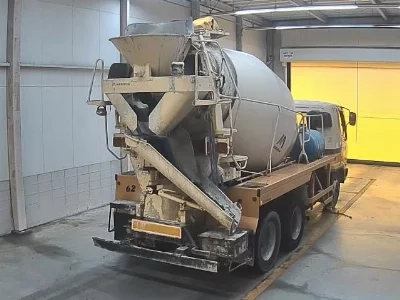 Mitsubishi FUSO FIGHTER