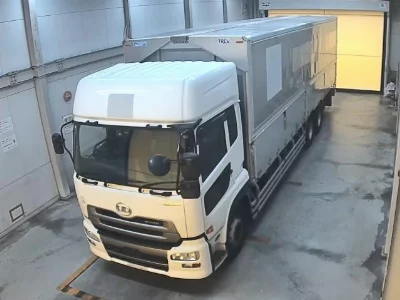 NISSAN UD