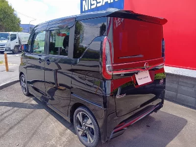 NISSAN ROOX