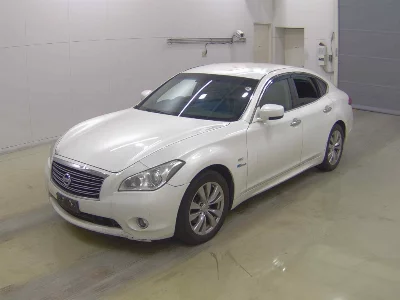 Nissan FUGA HYBRID
