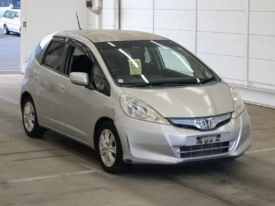 Honda FIT HYBRID