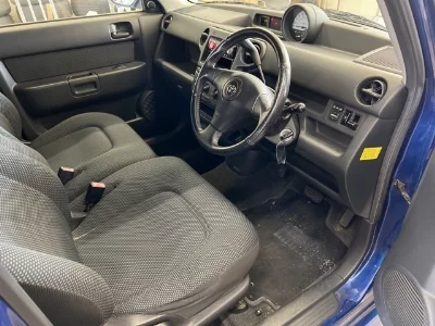 Toyota bB