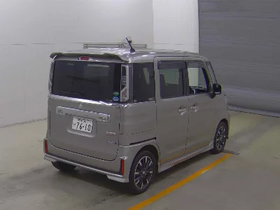 Suzuki Spacia Custom