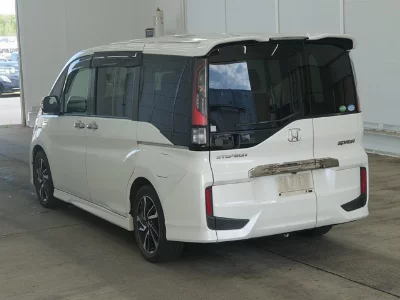 Honda STEPWGN SPADA