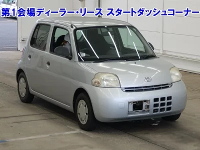 Daihatsu Esse