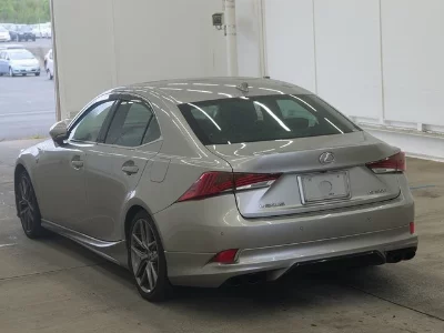Lexus IS350