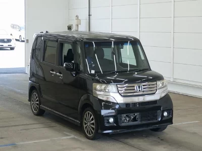Honda N BOX CUSTOM